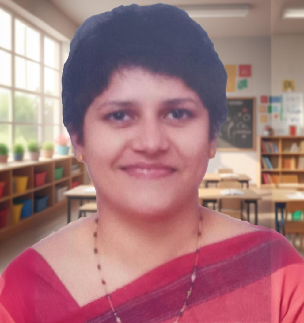 freepik__expand-the-image-using-same-blurred-primary-classr__31172